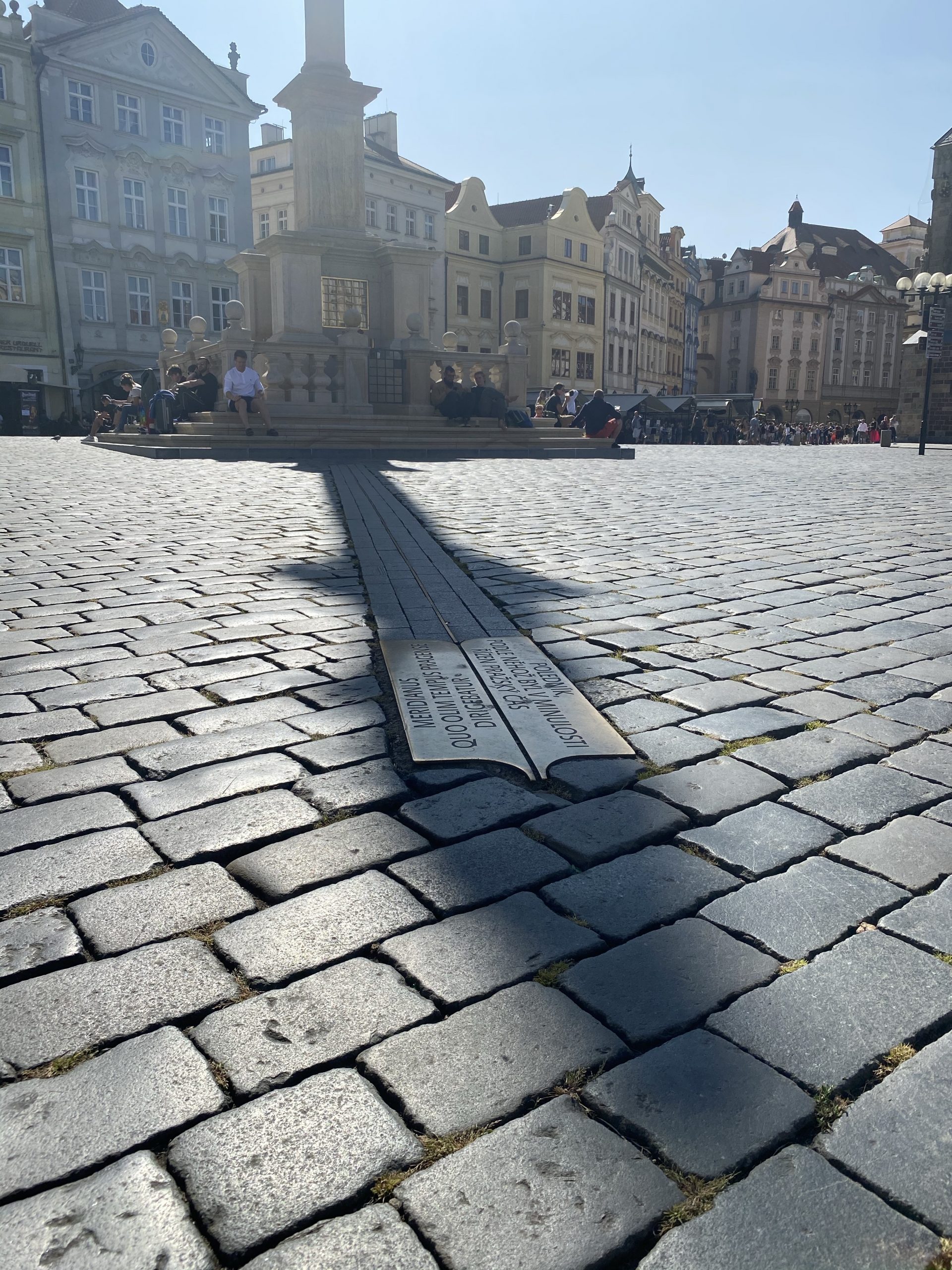 Marian column as Sundial
